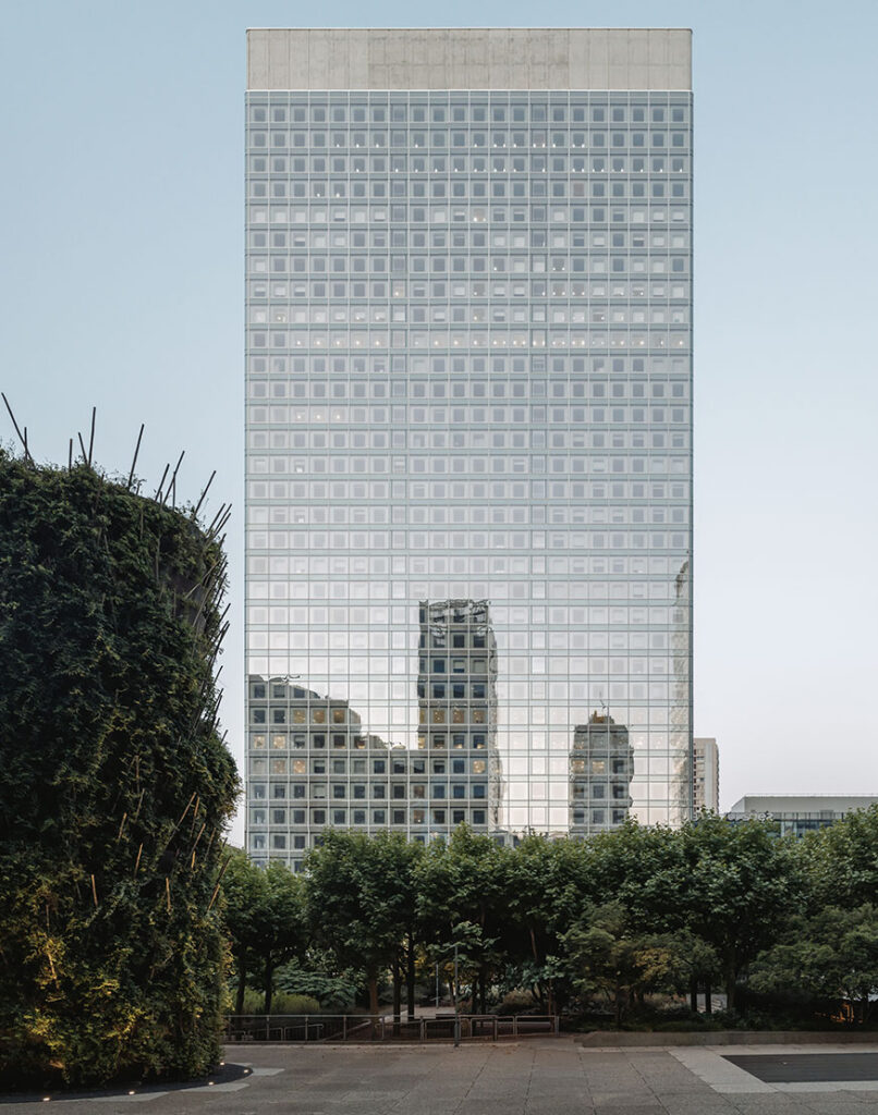 Photo de la façade rénovée de la Tour Ariane
