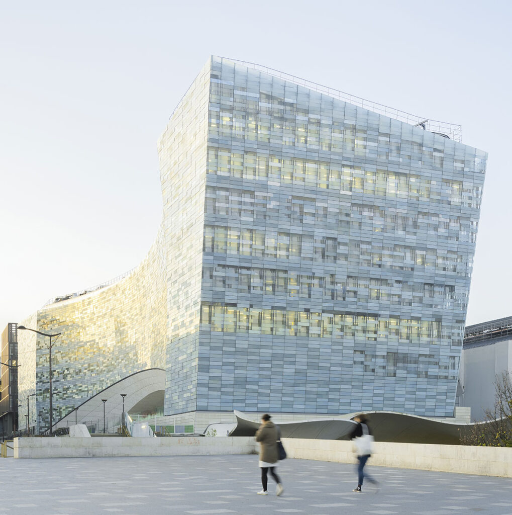 Réalisation du siège social du groupe Le Monde